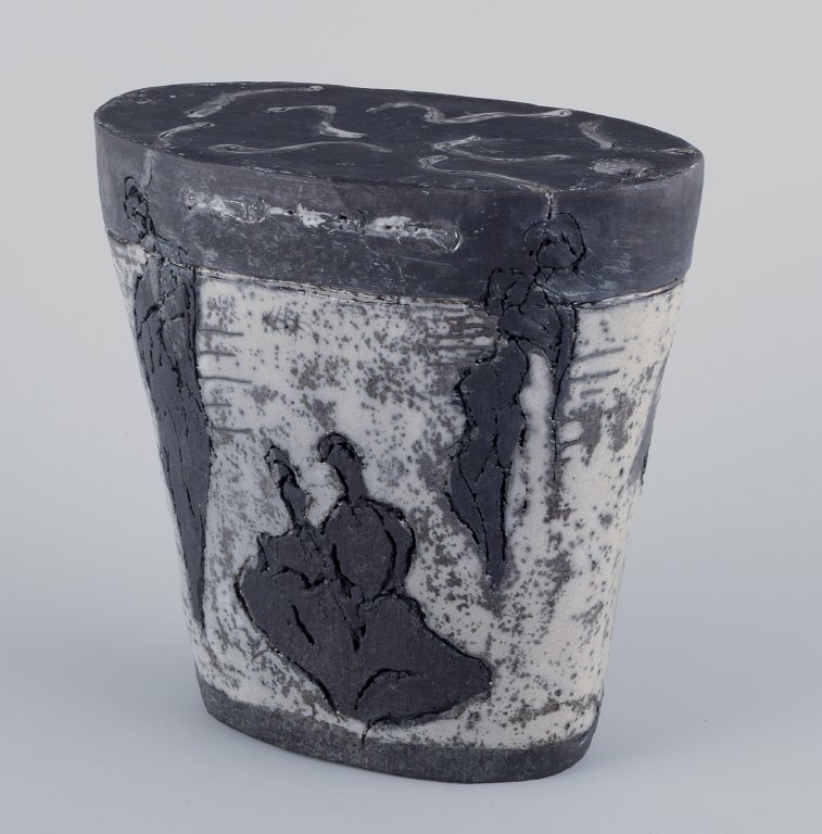 European studio ceramicist.
Large unique ceramic sculpture.