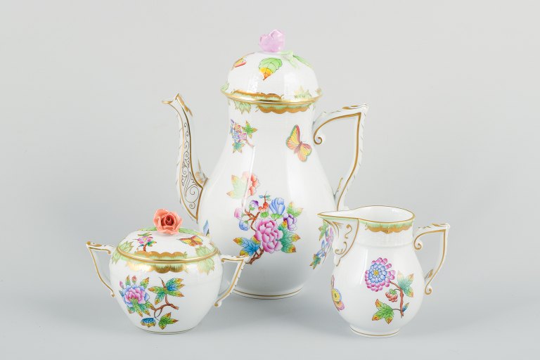Herend, Ungarn. Queen Victoria kaffeservice i porcelæn.