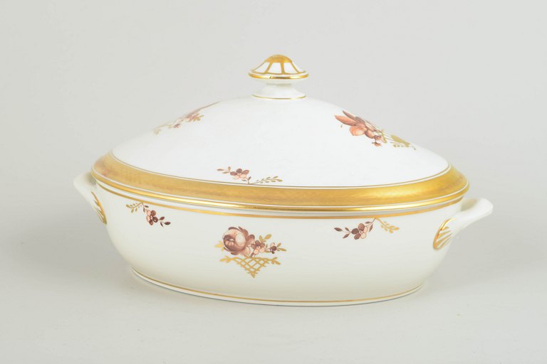 Royal CopenhagenGolden Basket Oval Tureen.
