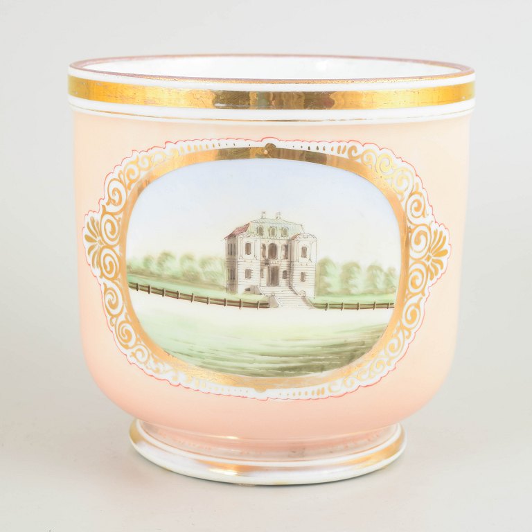 Dansk vase med motiv af Erimitageslottet & Kronborg Slot, håndmalet.