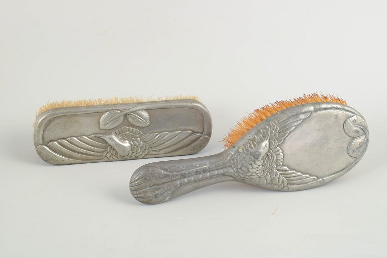 Mogens Ballin "Heron" brush set.