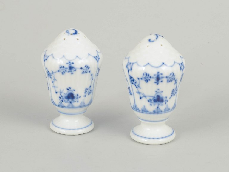 Royal Copenhagen Blue Fluted Plain, salt and pepper set.