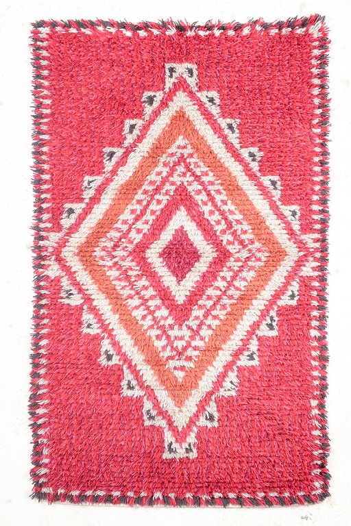 Berga Ullspinneri Swedish handwoven rya carpet.
