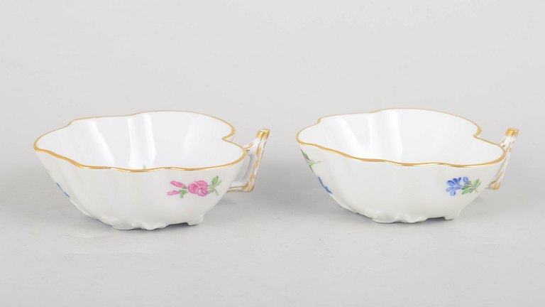 Meissen Saxon Flower, pair of handled bowls.