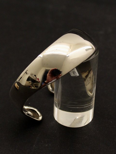 Sterling silver vintage bangle