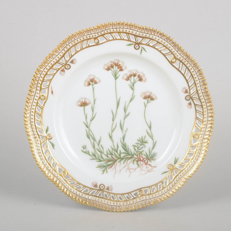 Royal Copenhagen, Flora Danica plate.